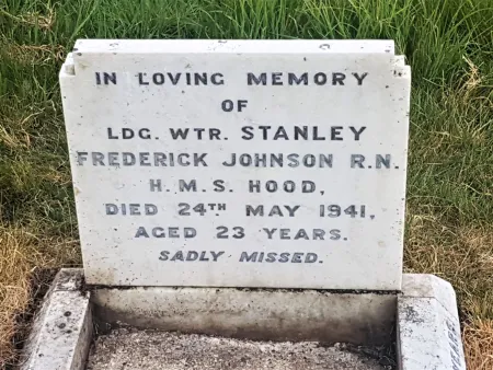 Leading_Writer_Stanley_Frederick_Johnson_Lewes_Cemetery