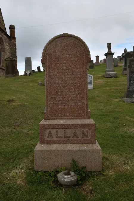 Skipper William Allan R.N.R. headstone