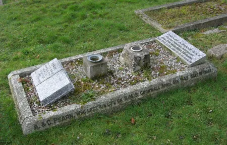 Addition to gravestone