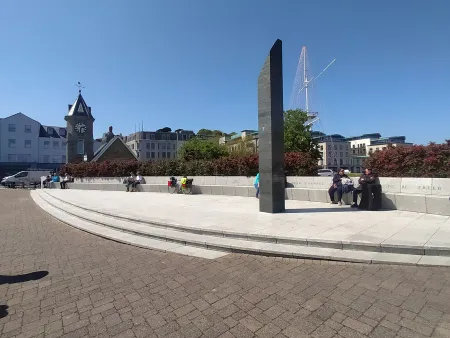 Obelisk.