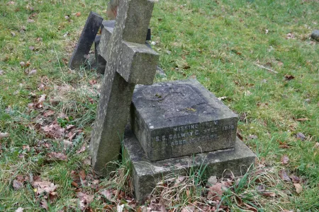 The dismantled cross