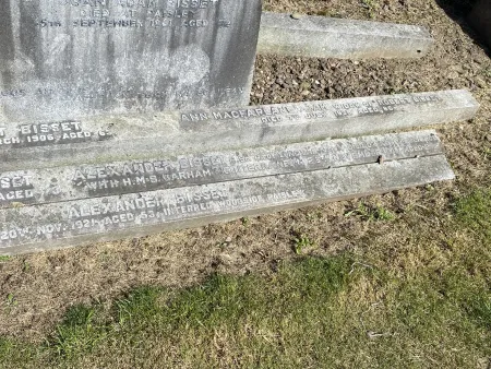 Base of gravestione