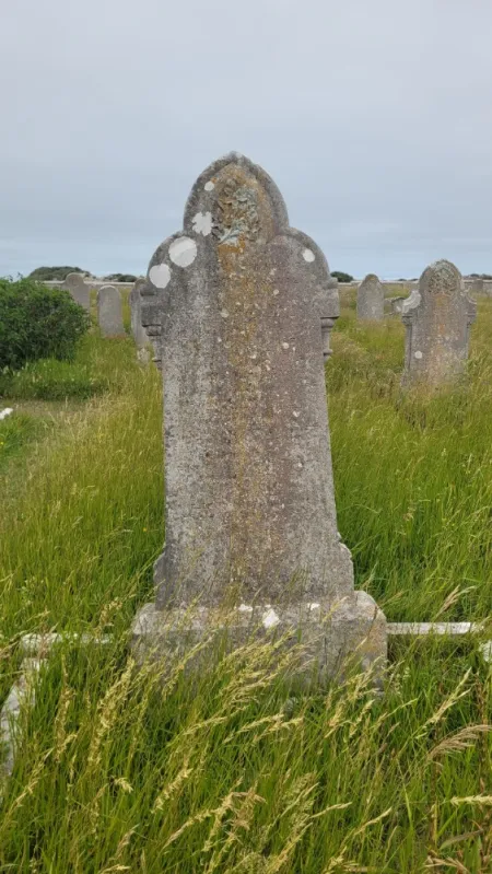 L P Weakley addition to gravestone