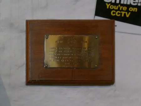 Plaque