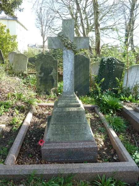 Entire memorial