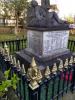 The Memorial Figures