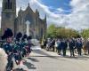 Veterans and pipers at rededication ceremony July 2022