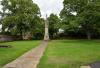 Grantham War memorial cross in context