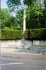 Full-length picture of the memorial