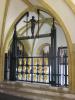 Gate